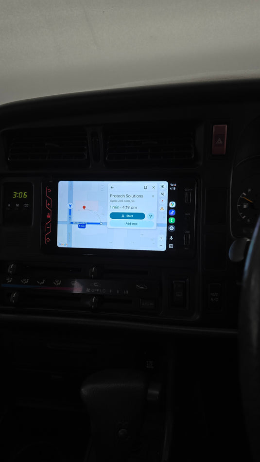 Derton DT-550WCA Wireless Apple CarPlay/ Android Auto 200x100MM Multimedia Unit