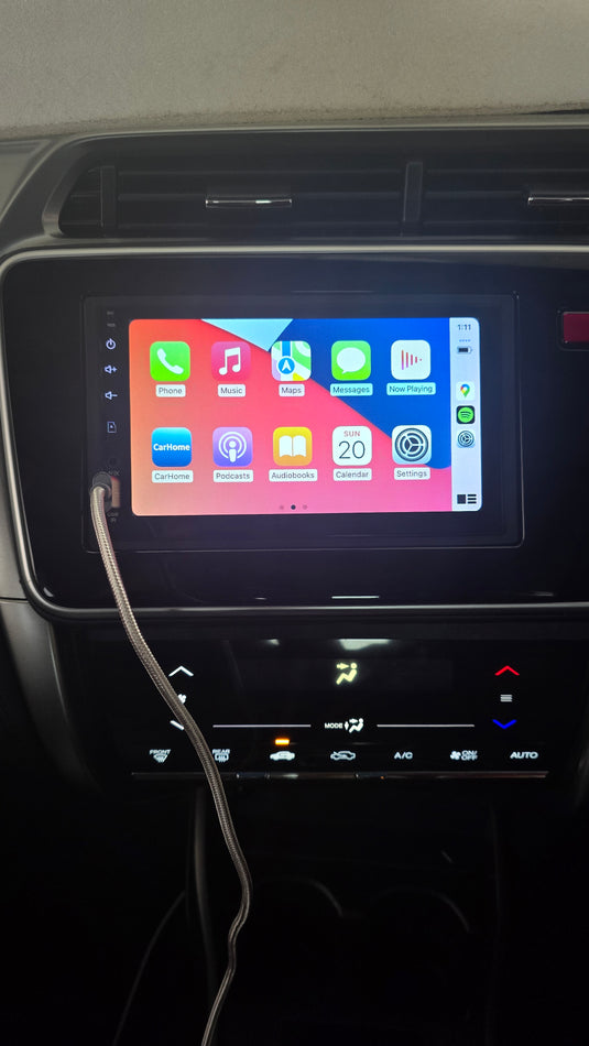 Honda Grace Apple CarPlay/ Android auto Stereo Supports Factory Steering Wheel control Buttons/ Reverse Camera